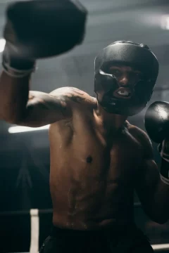 negro boxeando