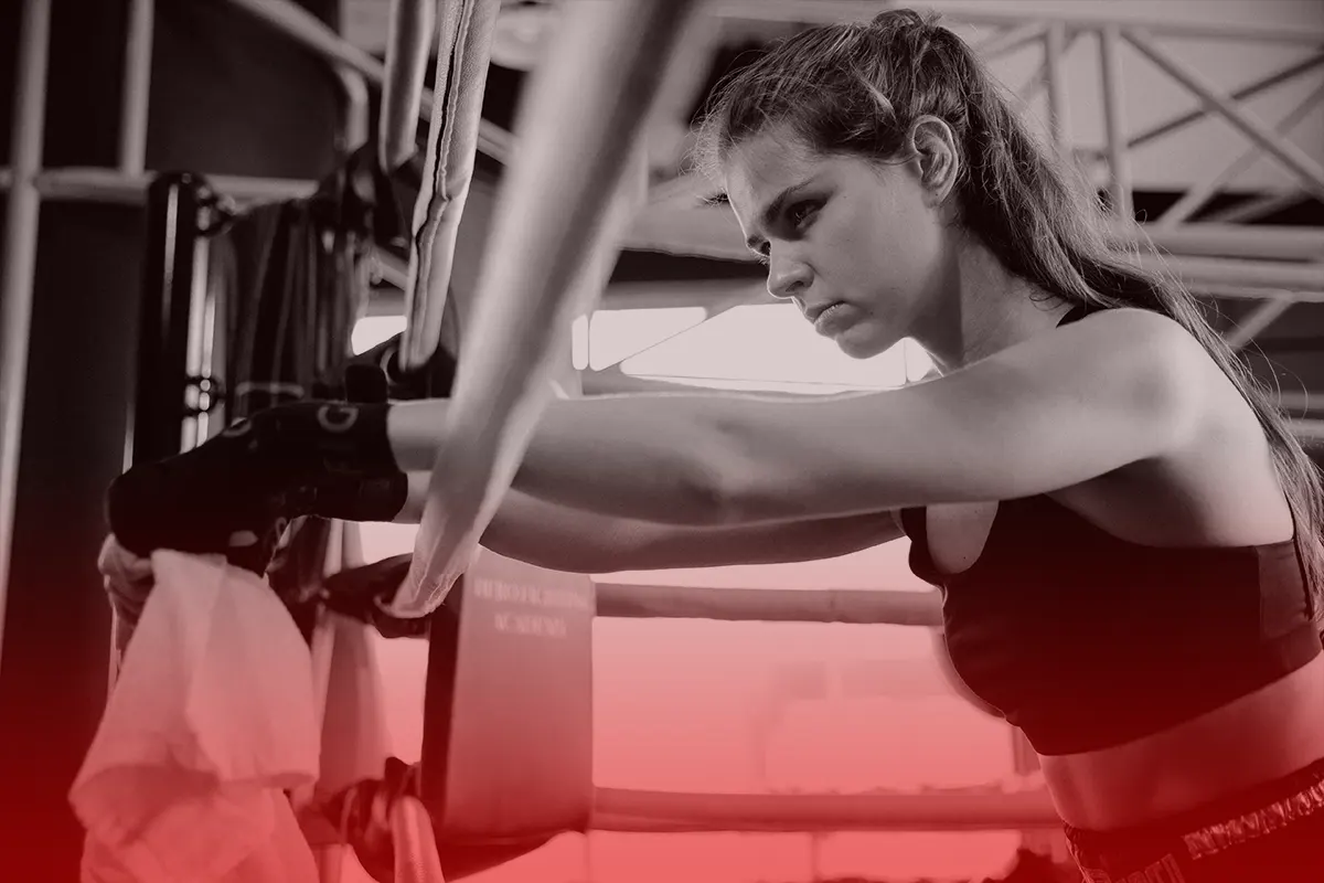 Abdomen inflamado tras recibir varios golpes al cuerpo
