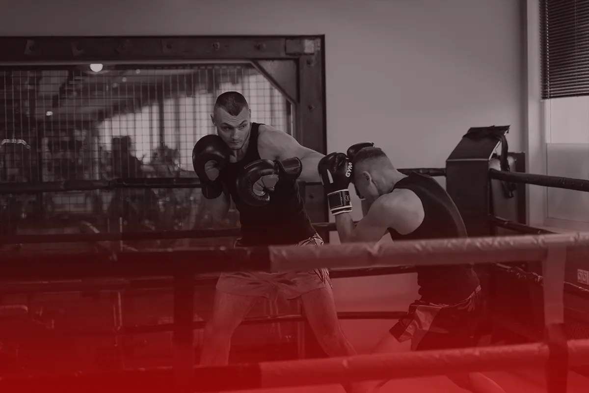 Tendinitis en el bíceps causada por entrenamiento de boxeo