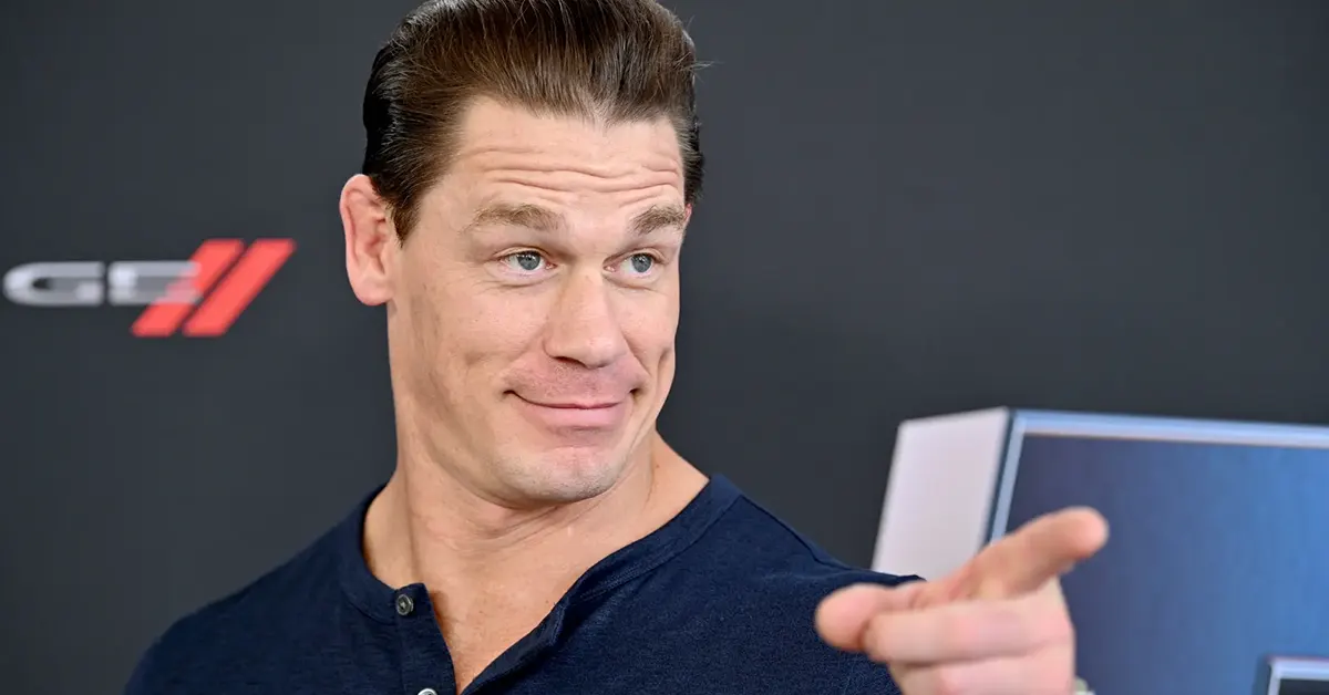 ¿John Cena toca algún instrumento musical?
